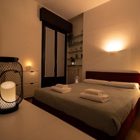The Lantern Flat - Darsena Area Appartement Milaan Buitenkant foto