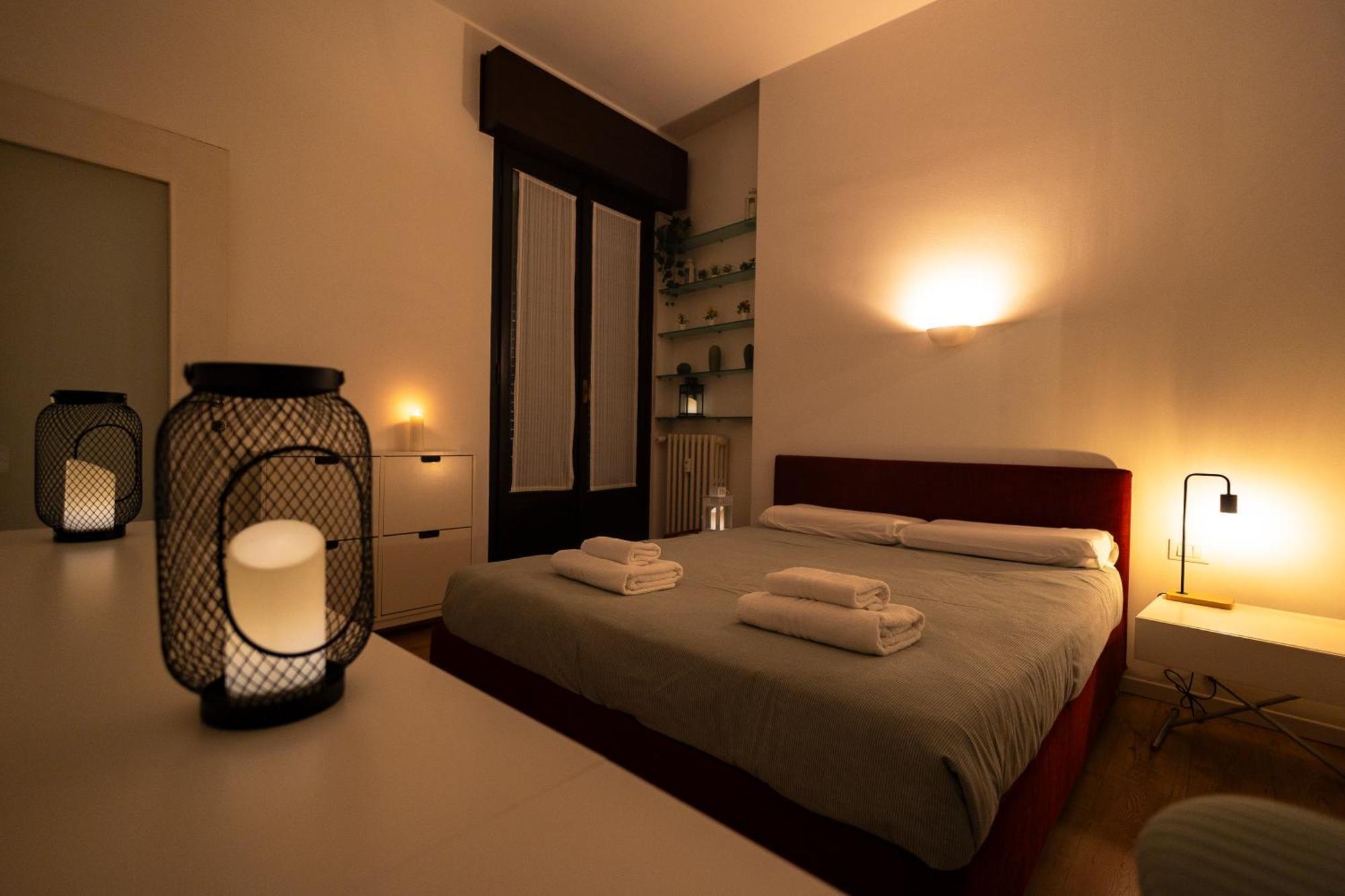 The Lantern Flat - Darsena Area Appartement Milaan Buitenkant foto